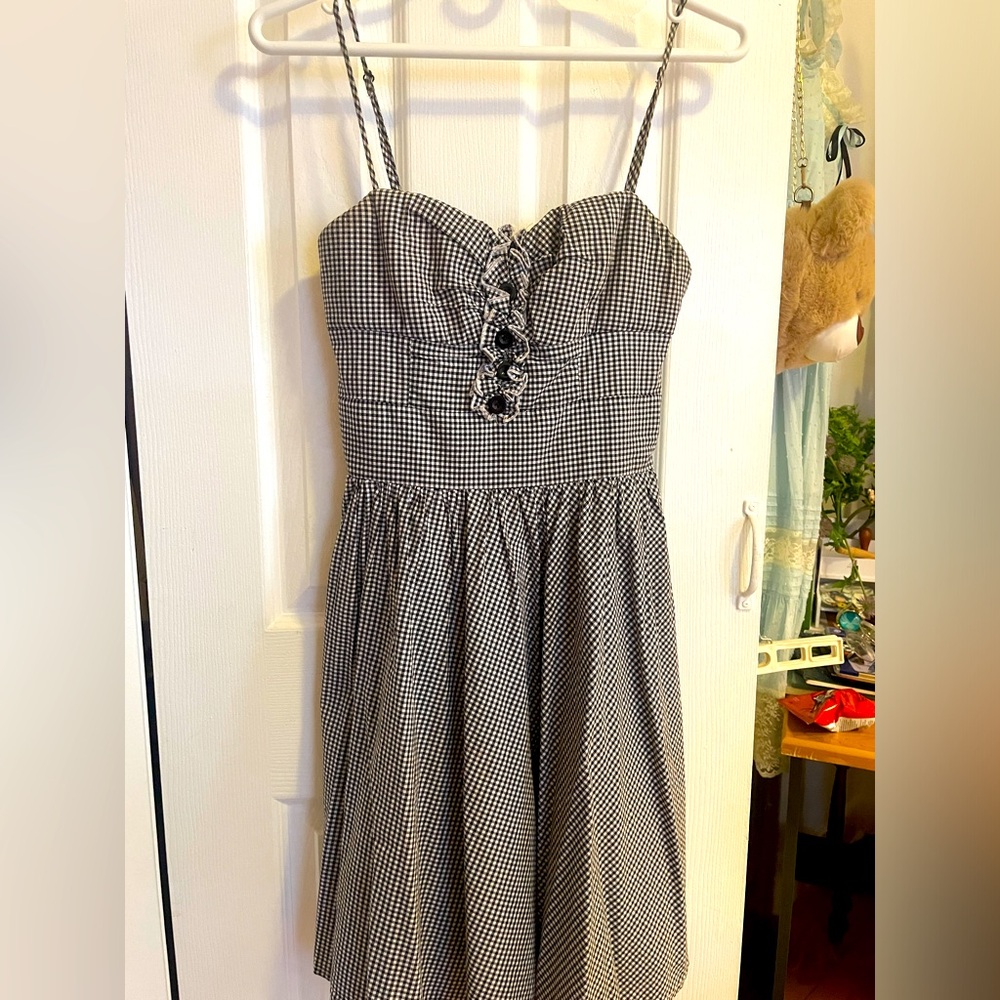 White and Dark Navy BeBe sundress